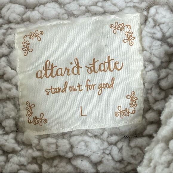 Altar’d State Quarter Zip Sherpa Fleece Pullover Size Large - Picture 12 of 16